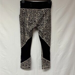 Lululemon Athletica Black and Cream Leopard Leggings